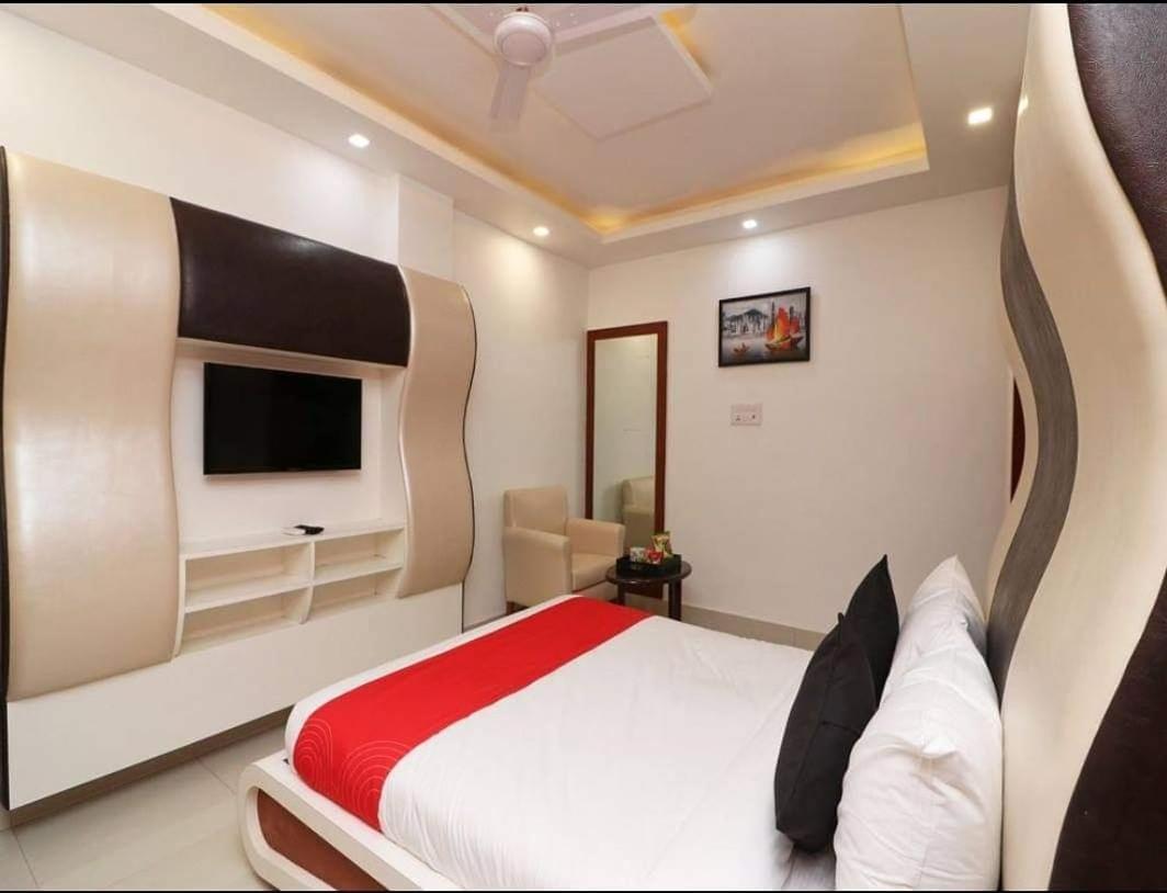 Hotel Vitthal International, Prayagraj Allāhābād Junction Exterior foto
